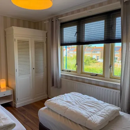 Ferienhaus Texelheerlijk 4 *